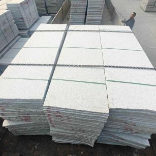 玉溪芝麻白毛板，石材毛板