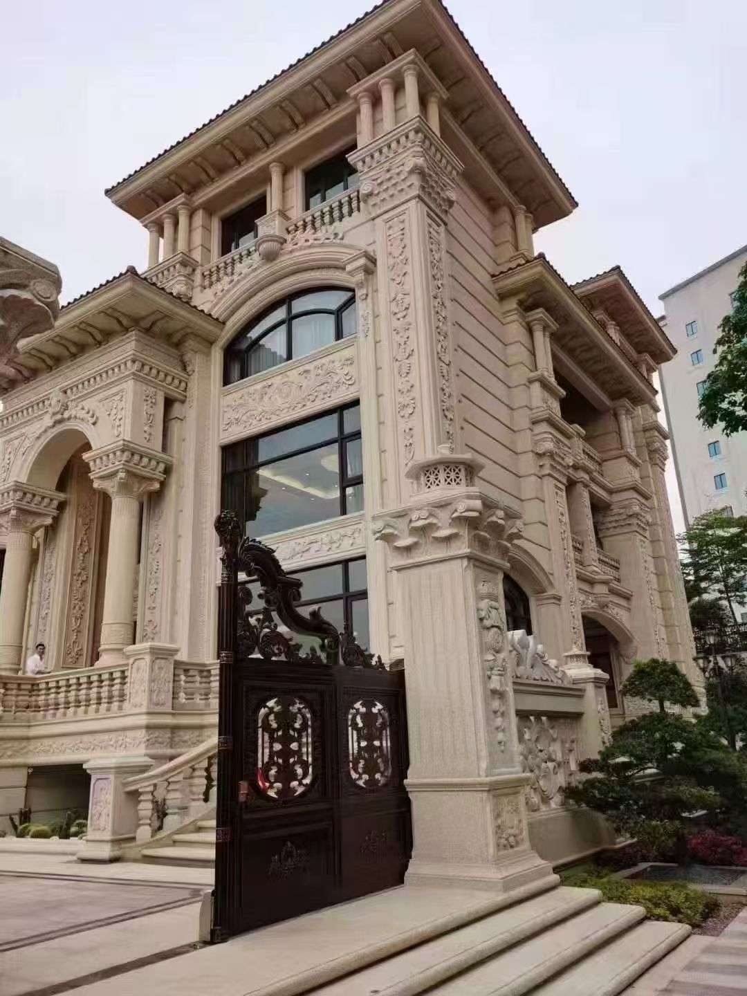 玉溪黄金麻别墅外墙异形定制