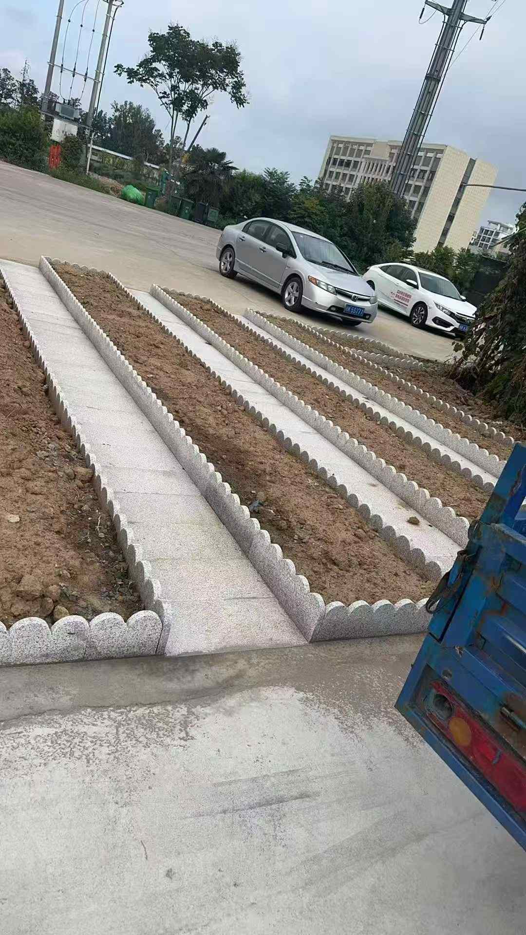 玉溪芝麻白花边石