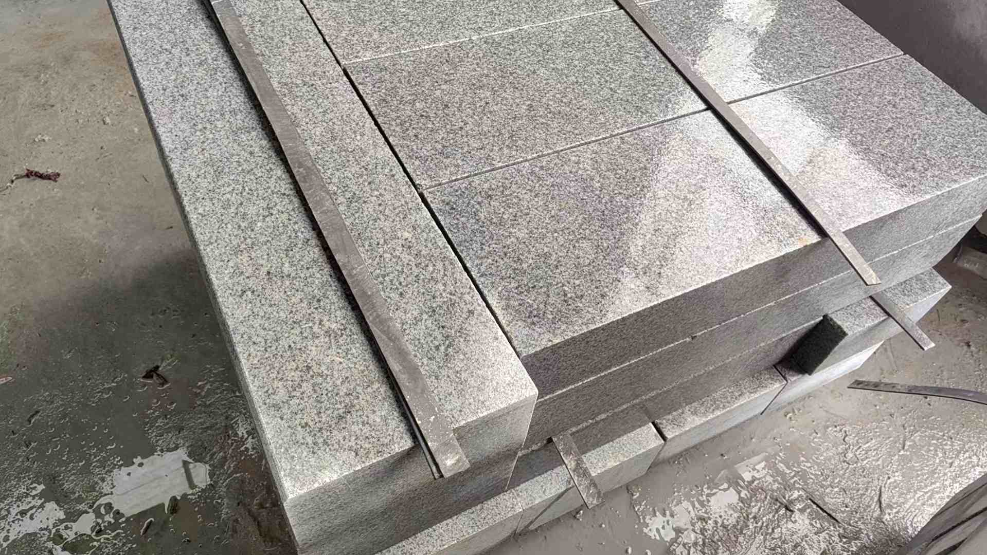 玉溪芝麻灰 芝麻白 路牙石 路侧石 马路牙子